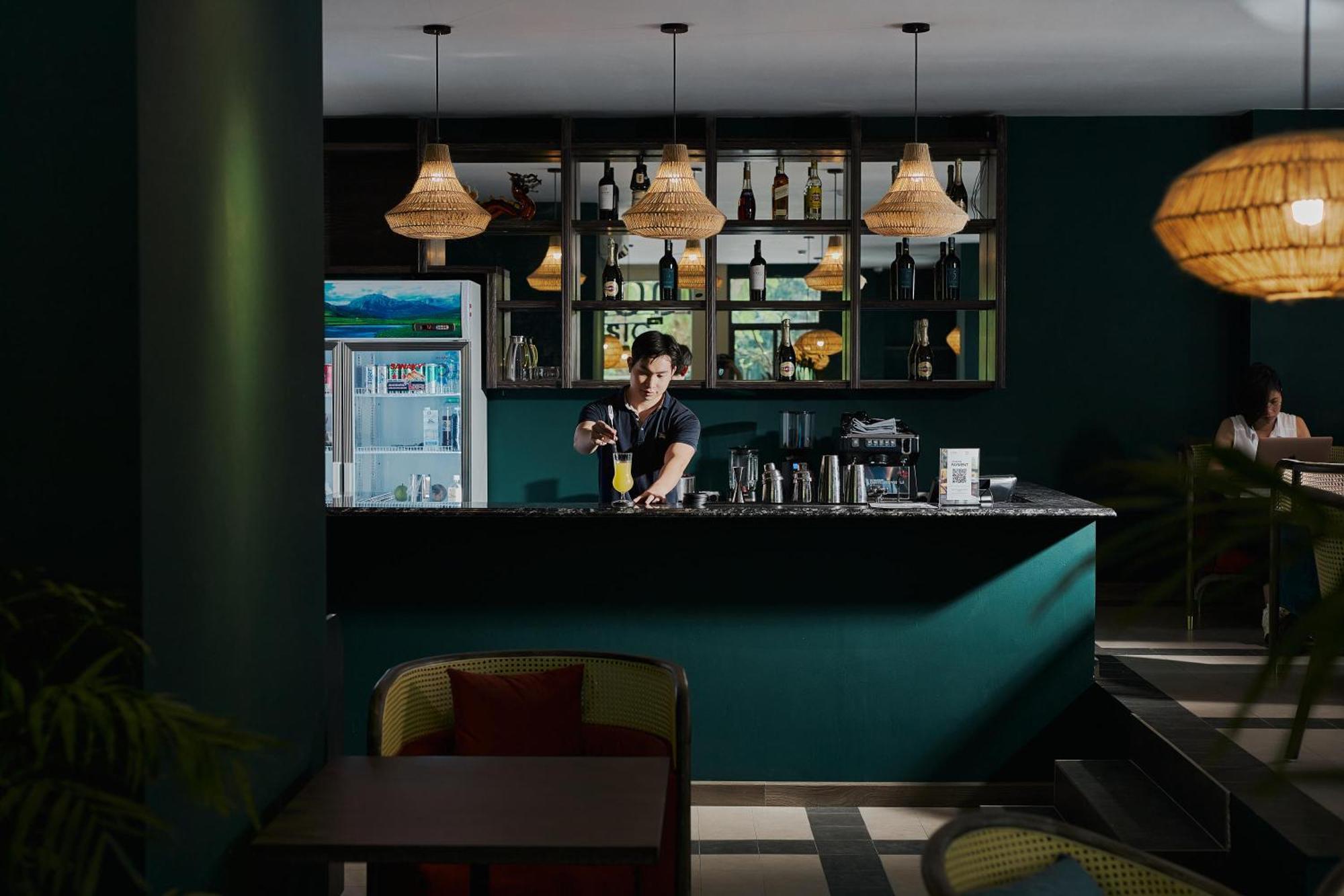 The Bloom Classic - Hotel And Bistro Hanoï Extérieur photo