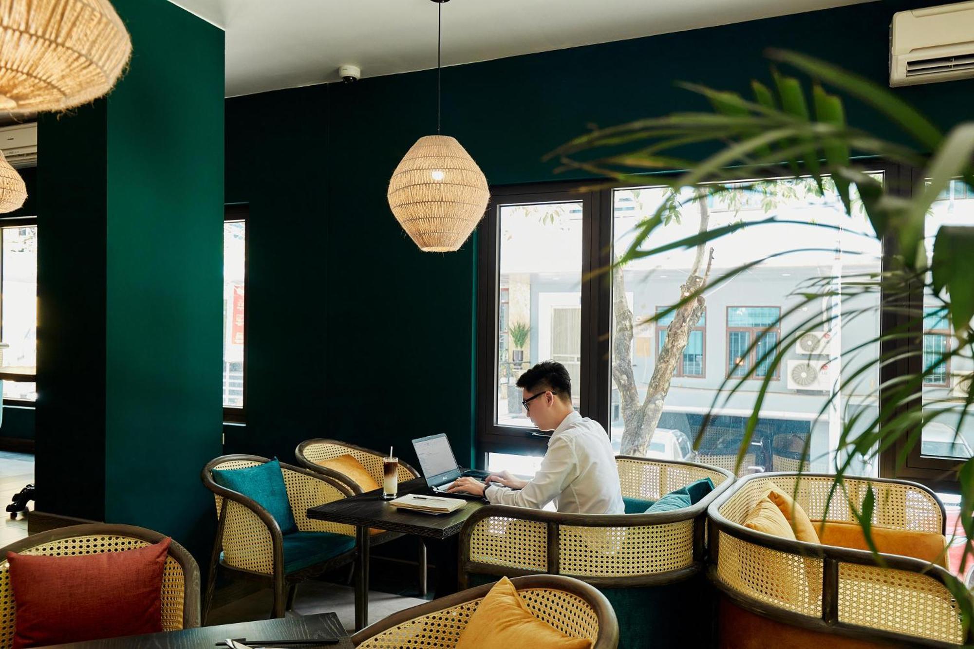The Bloom Classic - Hotel And Bistro Hanoï Extérieur photo